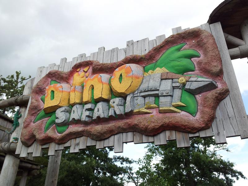Dino Dipper And Dino Safari Close