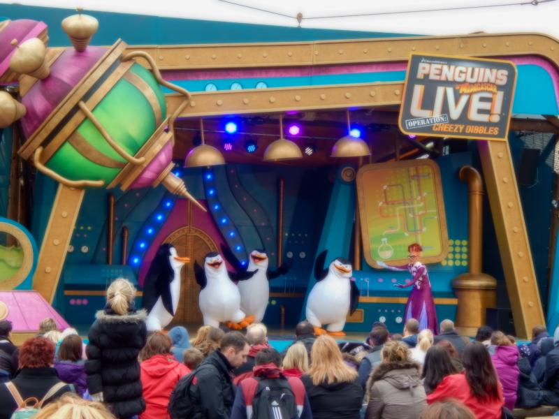 Penguins Live - Operation: Cheesy Dibbles