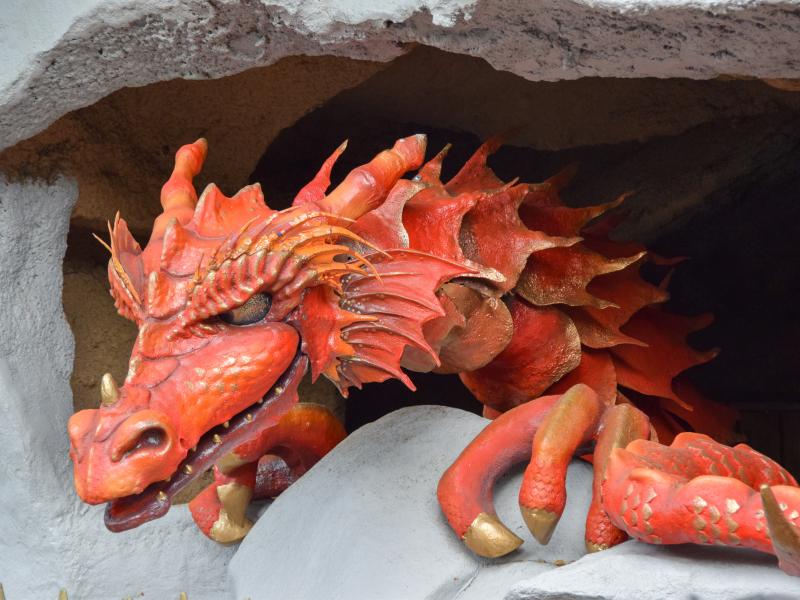 Frazzle The Dragon Animatronic Returns