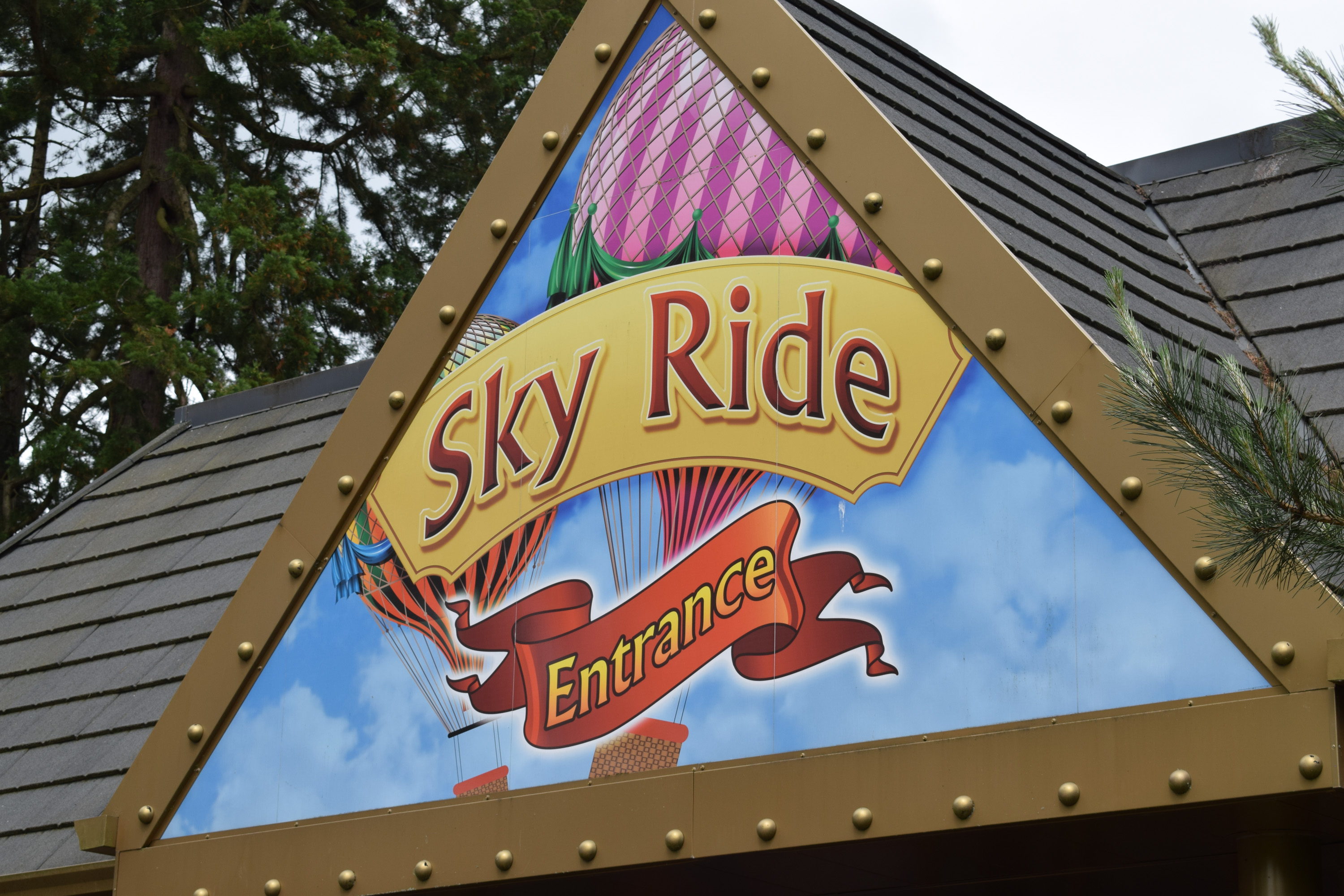 Skyride to Towers St. (From Forbidden Valley)
