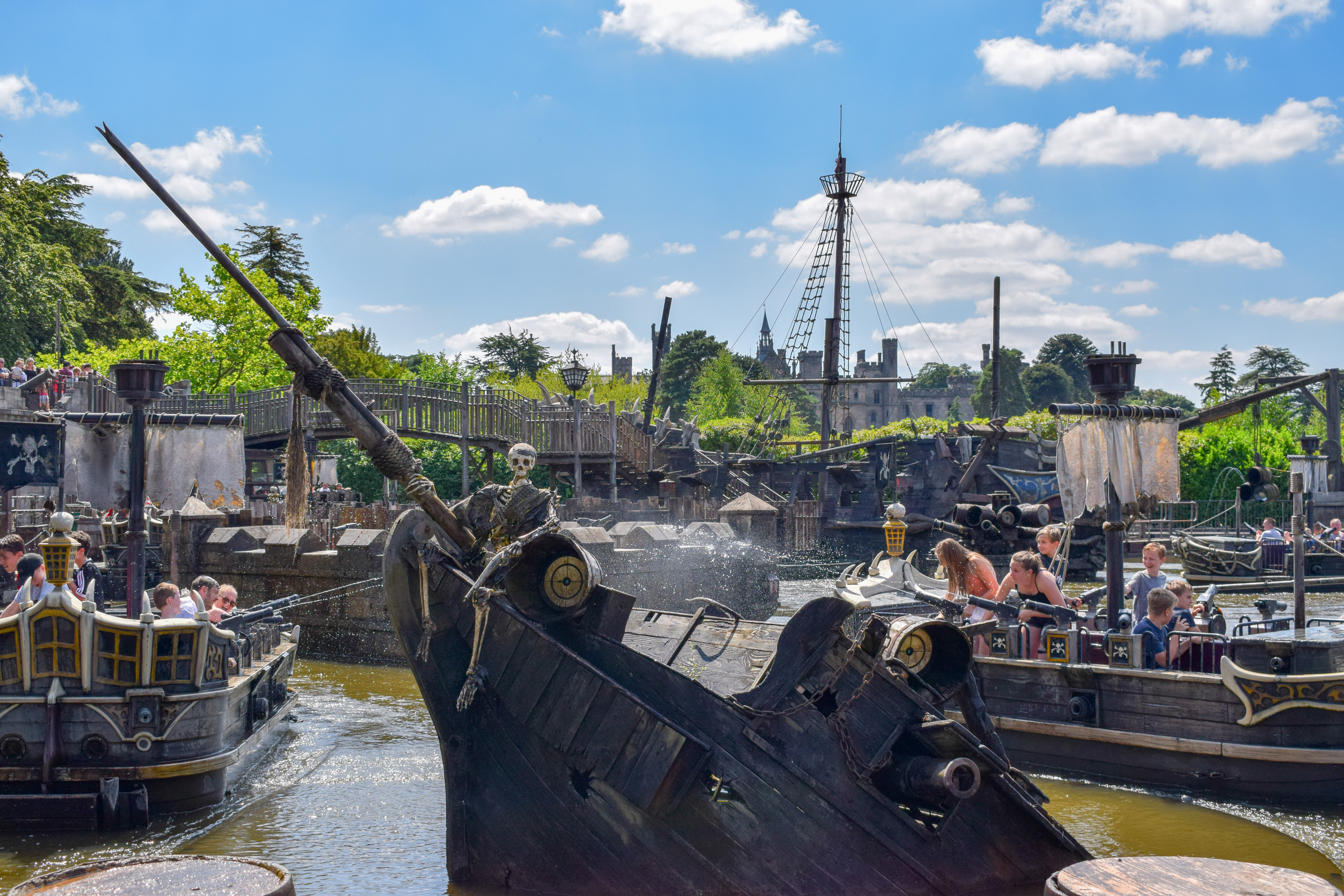 Battle Galleons