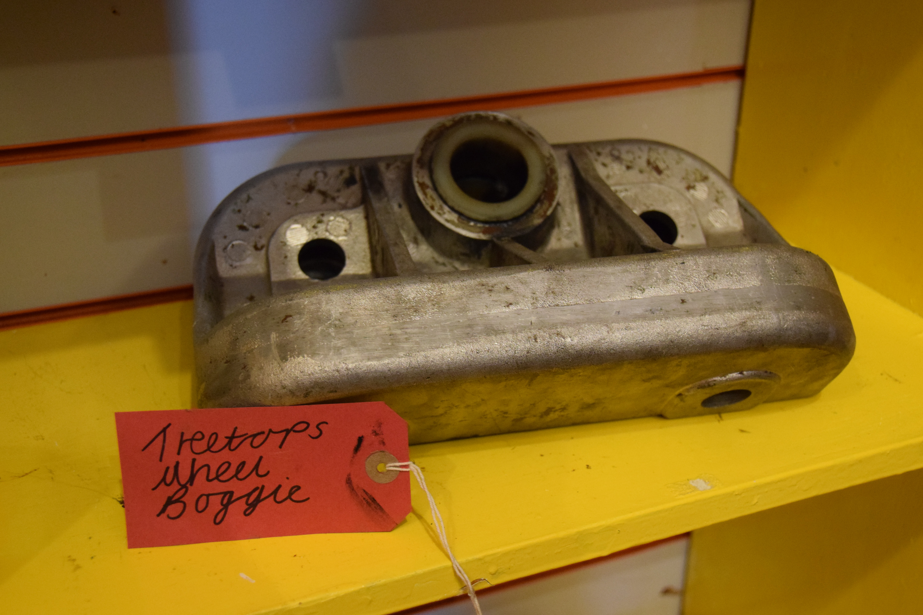 Oakwood Selling Old Ride Parts