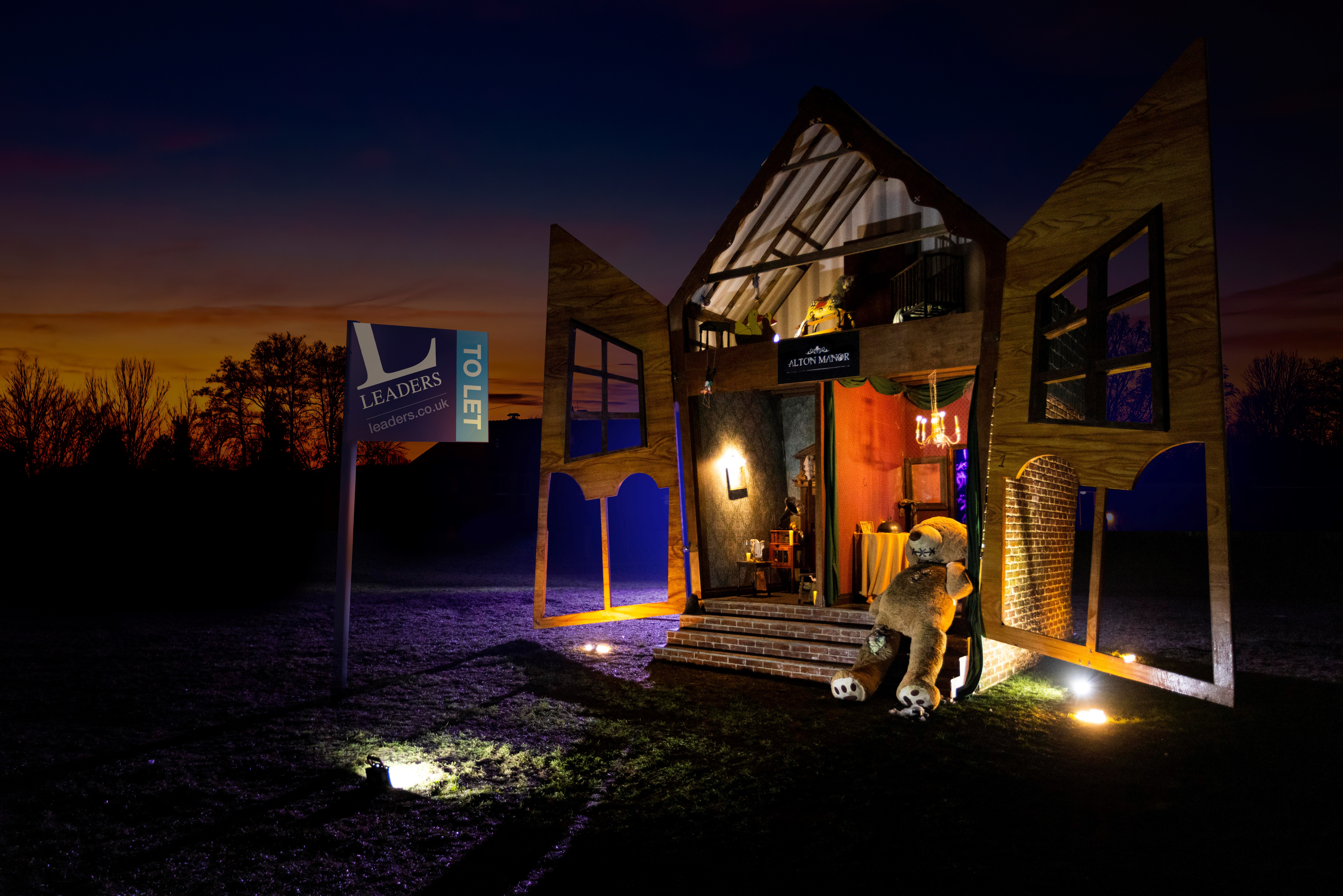 Frightmove: Horrifying Haunted Dolls House Hits Market