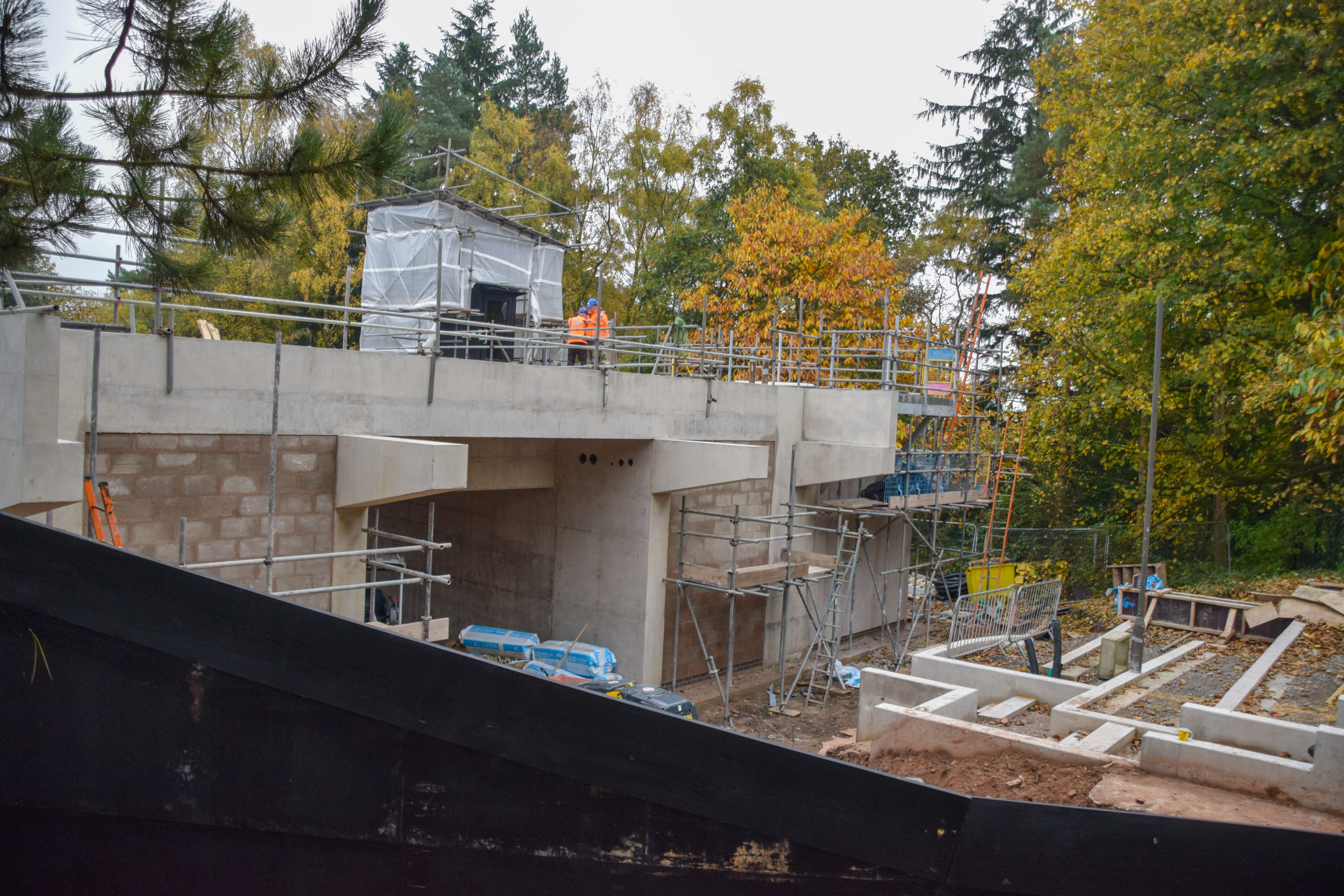 Alton Towers 2025 Ride: New Construction Hints at Thrilling Huss Top Spin