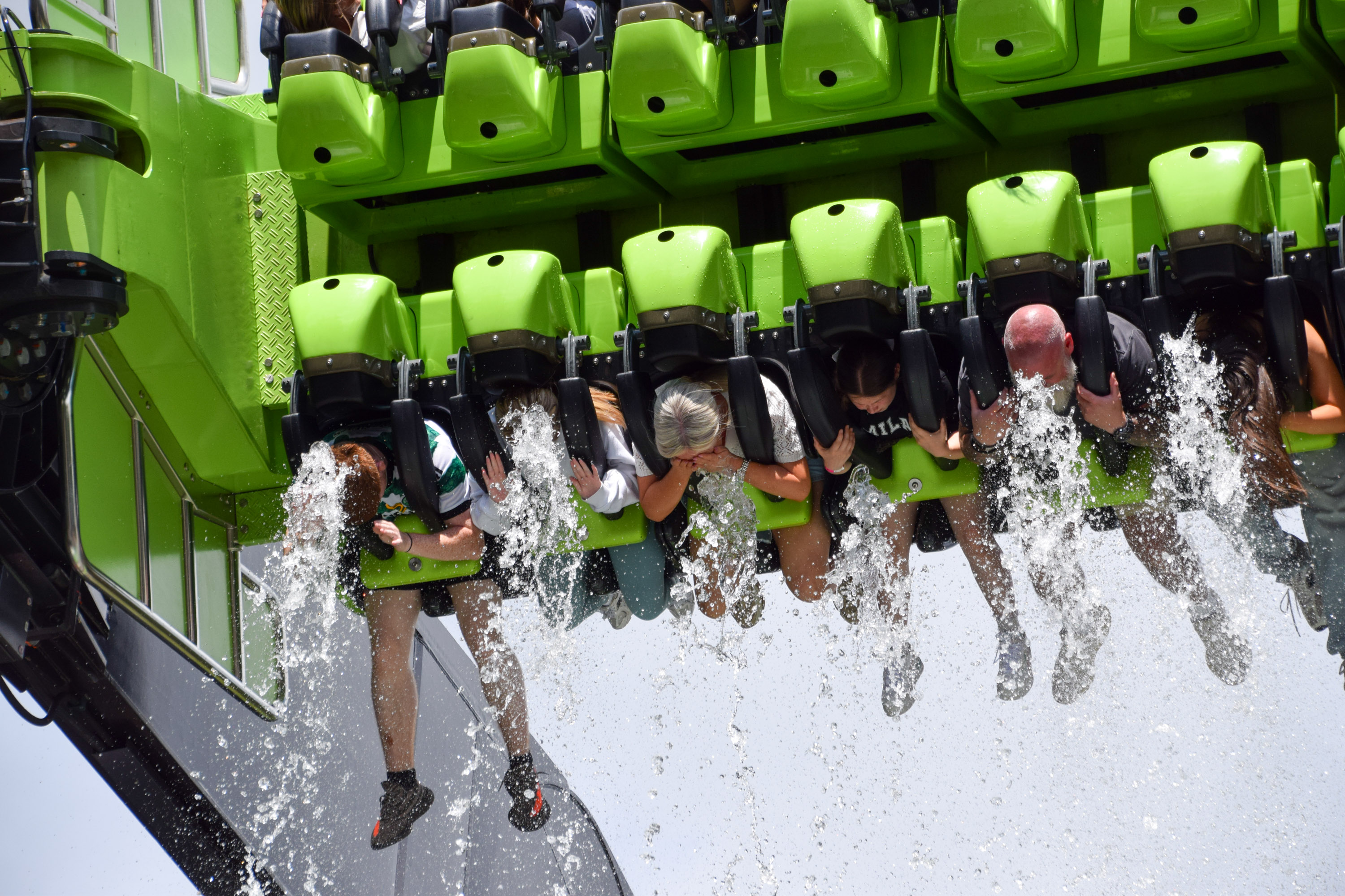 Toxicator Fountains Turn On at Alton Towers