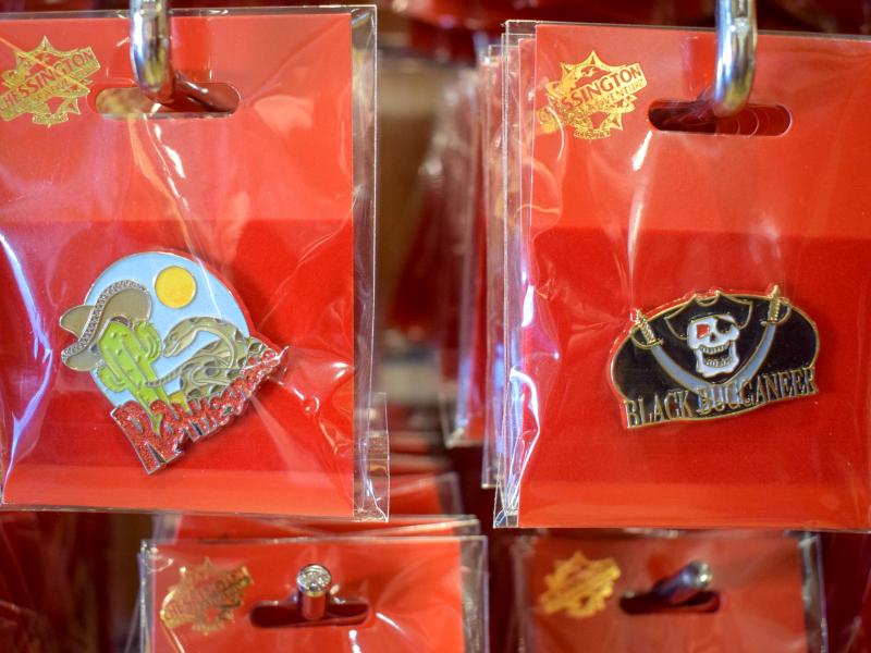 Chessington 2019 Pin Badges Haul