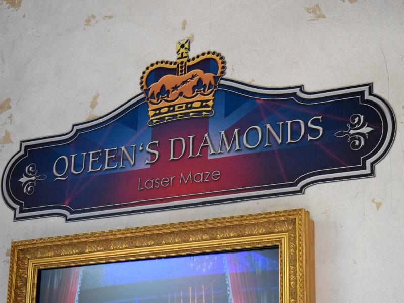 The Queens Diamonds