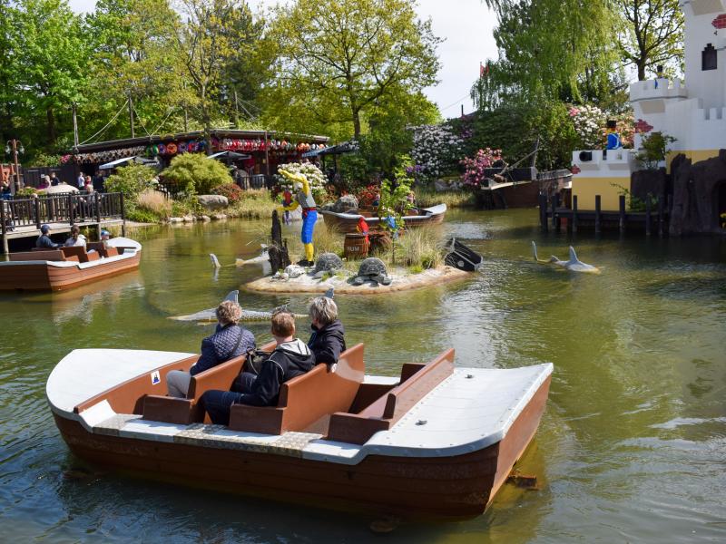Pirate Boats
