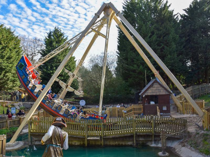 Blue Barnacle Officially Opens