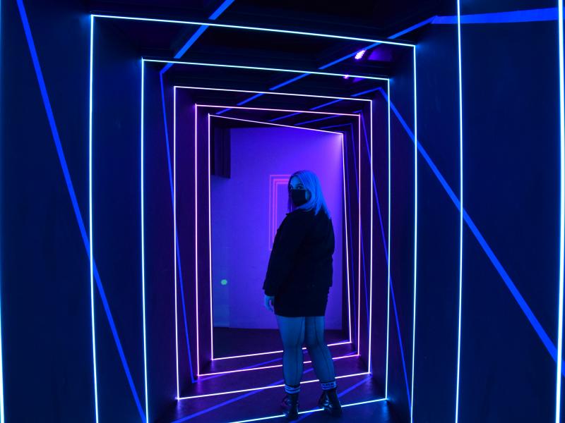 Black Mirror Labyrinth
