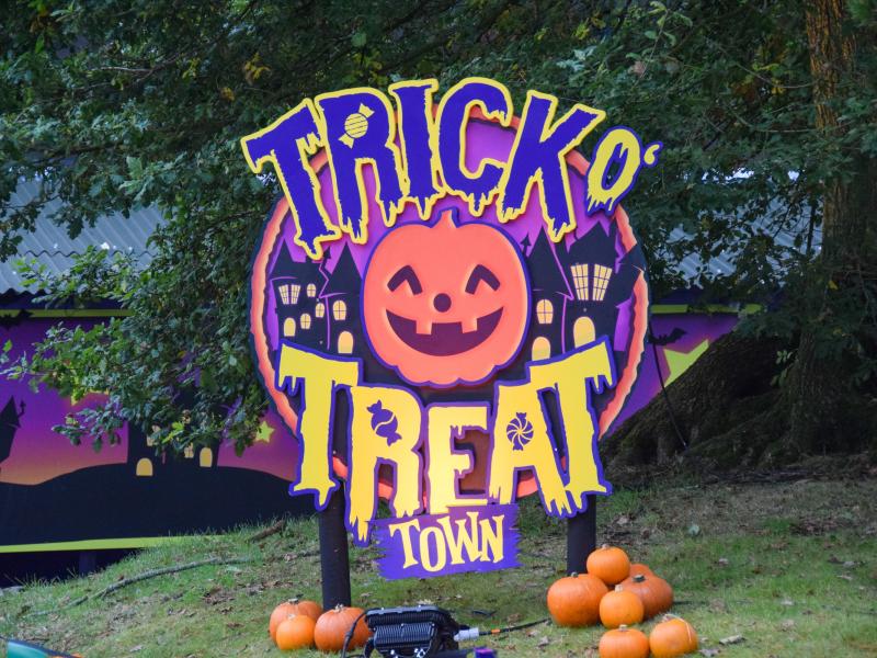 Trick O' Treat Town