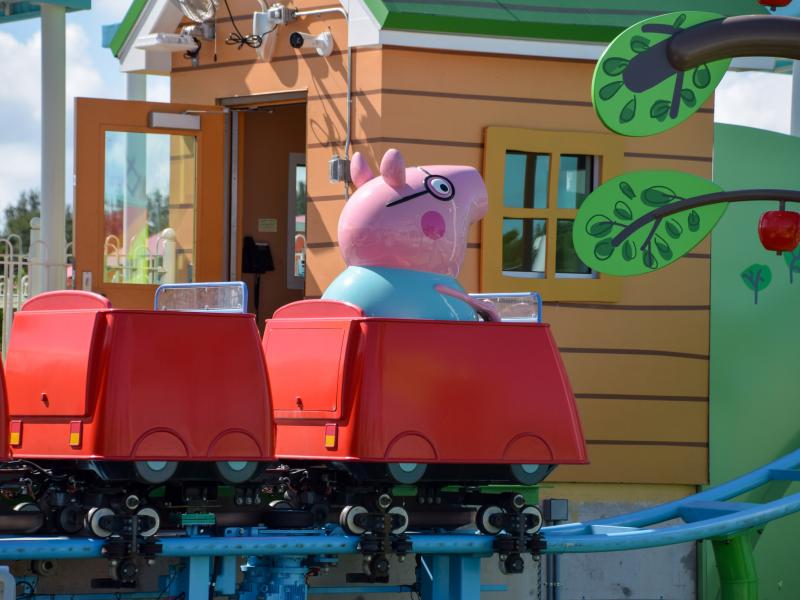 Daddy Pig's Roller Coaster