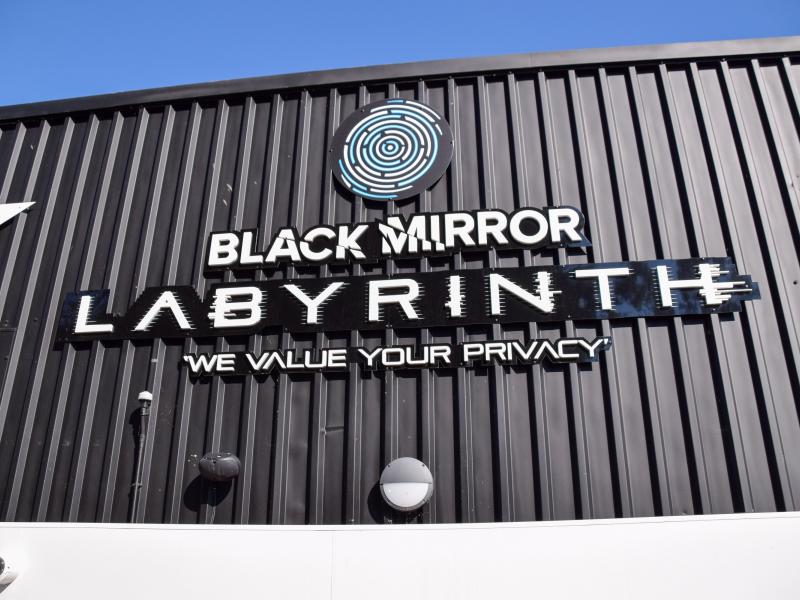 Black Mirror Labyrinth