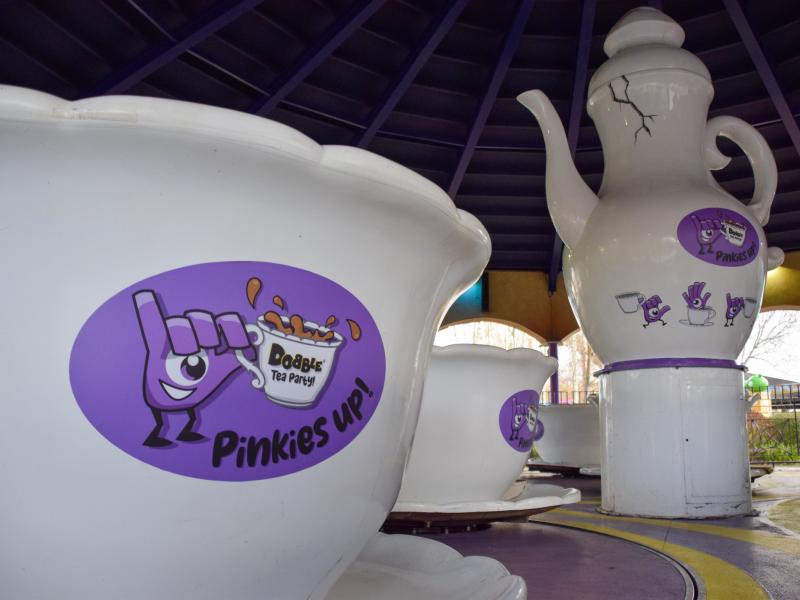 Dobble Tea Party