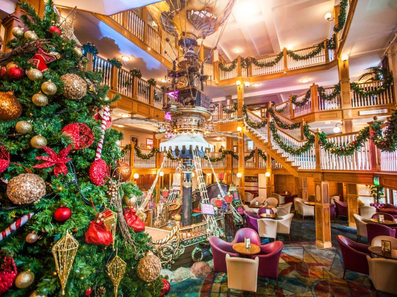 Alton Towers Resort celebrates 100 days till Christmas with Santa Sleepover announcement