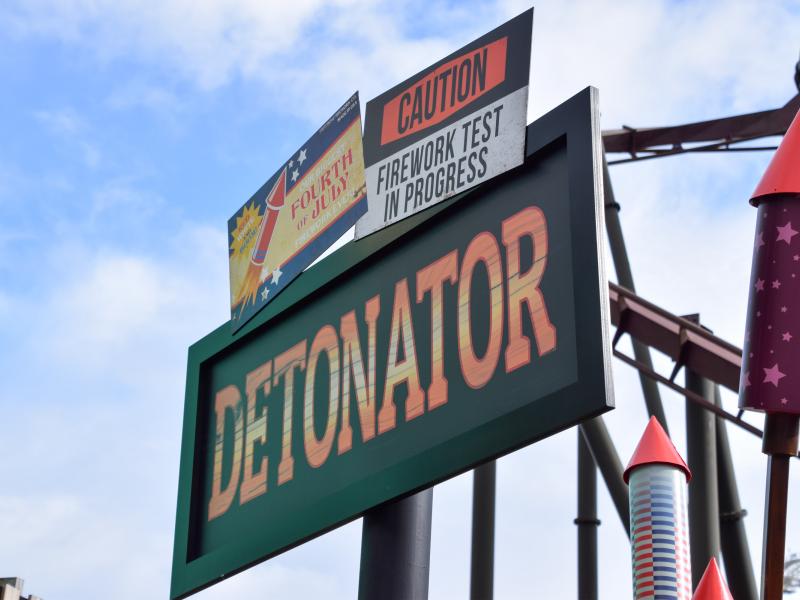 Detonator