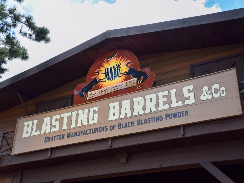 Blasting Barrels & Co