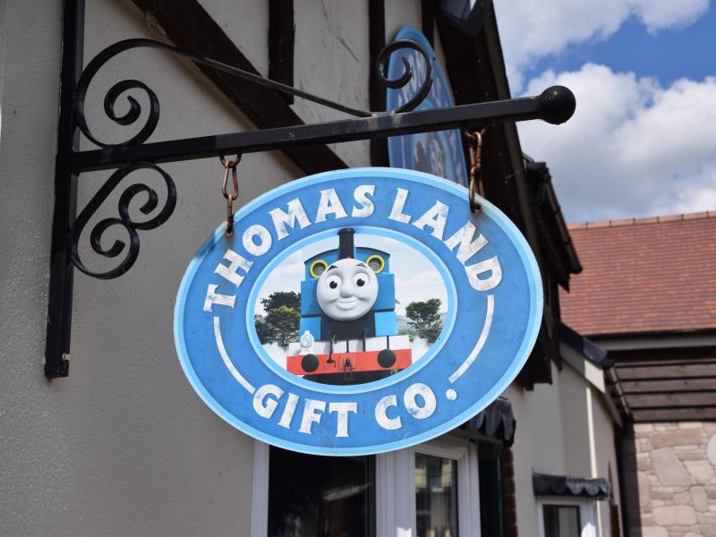 Thomas Land Gift Co
