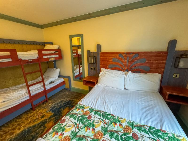 Splash Landings Beachcomber Room