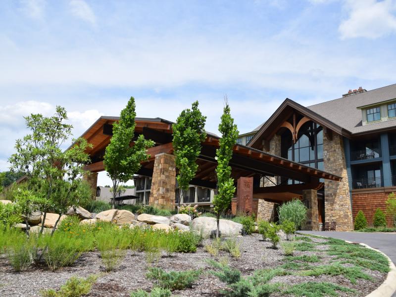 HeartSong Lodge &amp; Resort