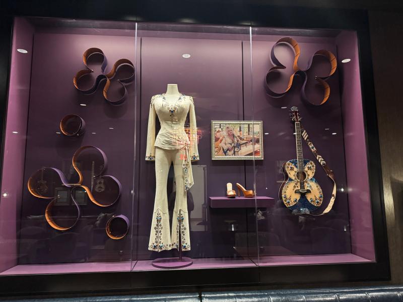 Acoustic Lobby