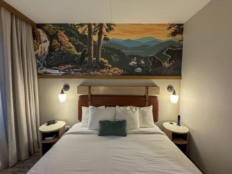 Heartsong Lodge Room