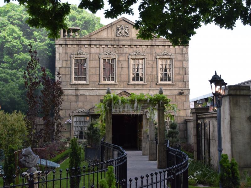 Ghostly Manor