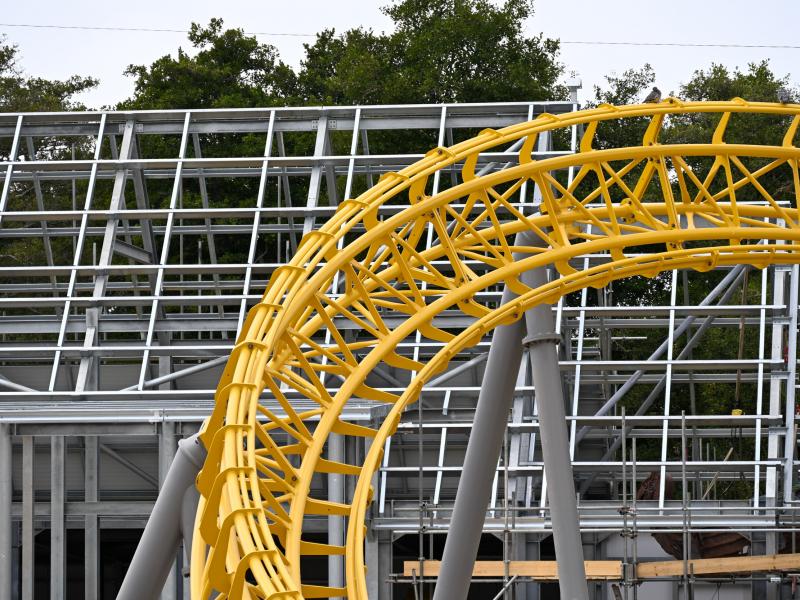 Serpent’s Curse Theming Installed as Construction Progresses at Paultons Park