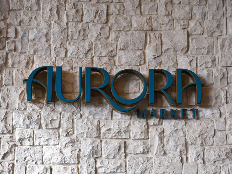 Aurora Market