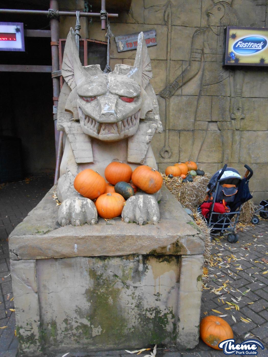 Chessington World Of Adventures - Hocus Pocus 2012