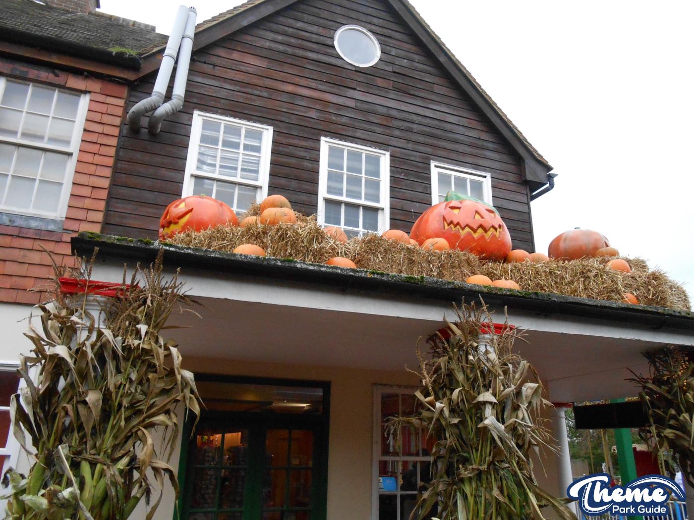 Chessington World Of Adventures - Hocus Pocus 2012
