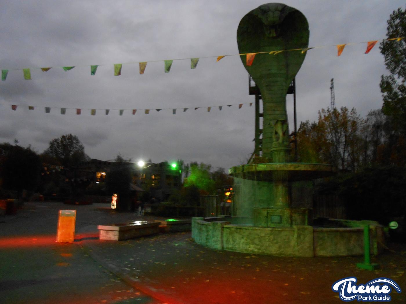 Chessington World Of Adventures - Hocus Pocus 2012