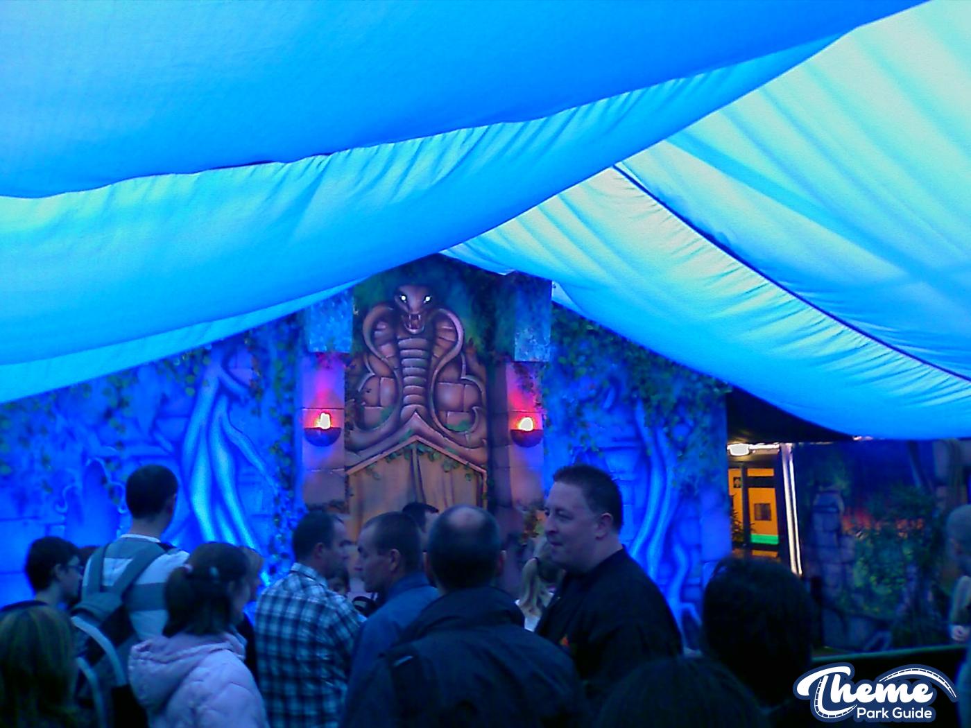 Chessington World Of Adventures - Hocus Pocus 2011