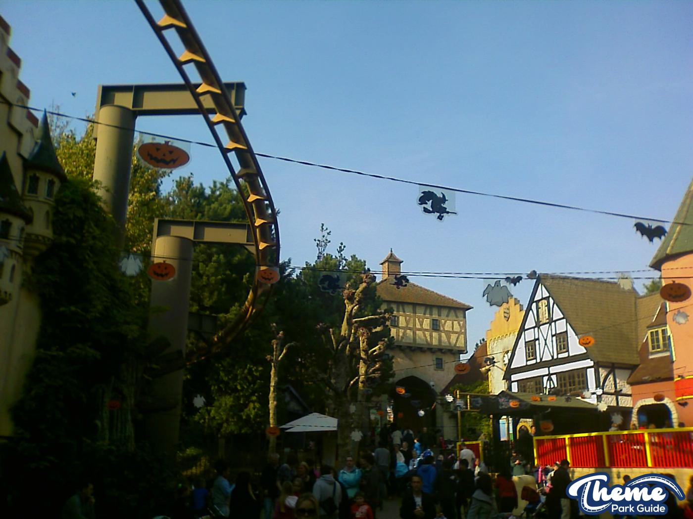 Chessington World Of Adventures - Hocus Pocus 2011