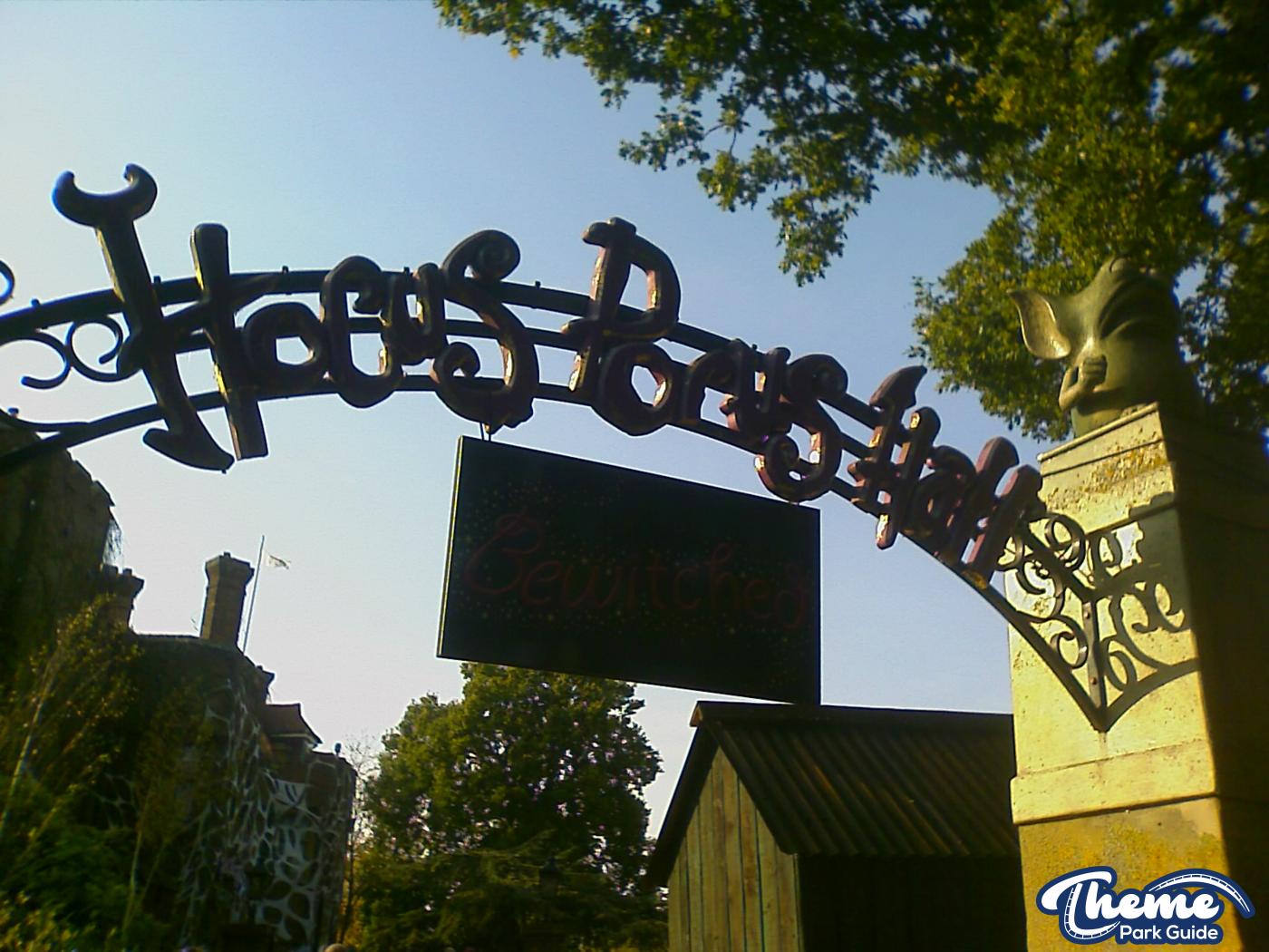 Chessington World Of Adventures - Hocus Pocus 2011
