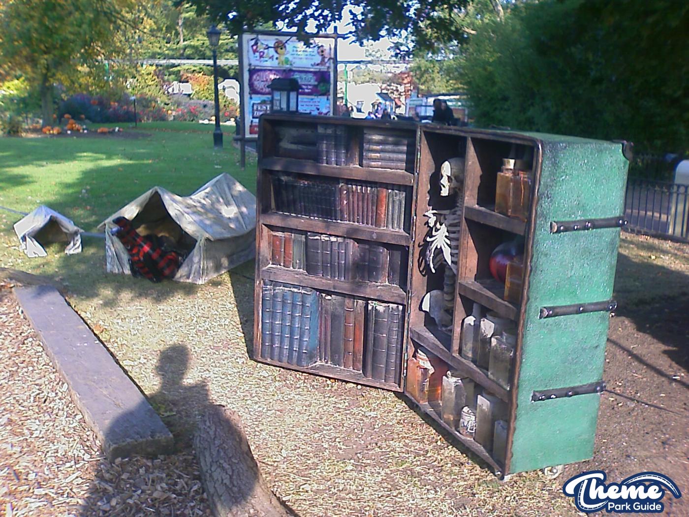 Chessington World Of Adventures - Hocus Pocus 2011