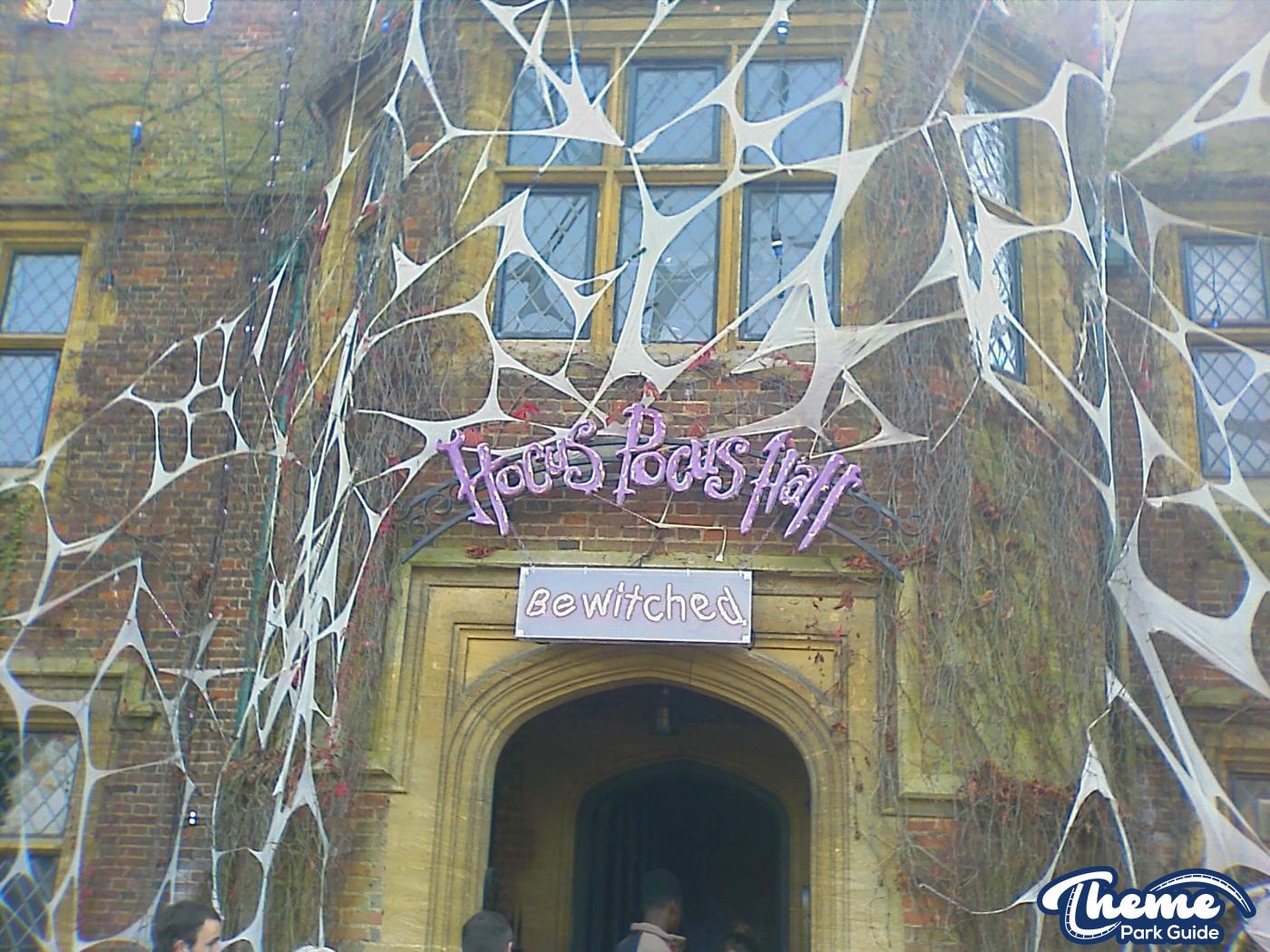 Chessington World Of Adventures - Hocus Pocus 2011