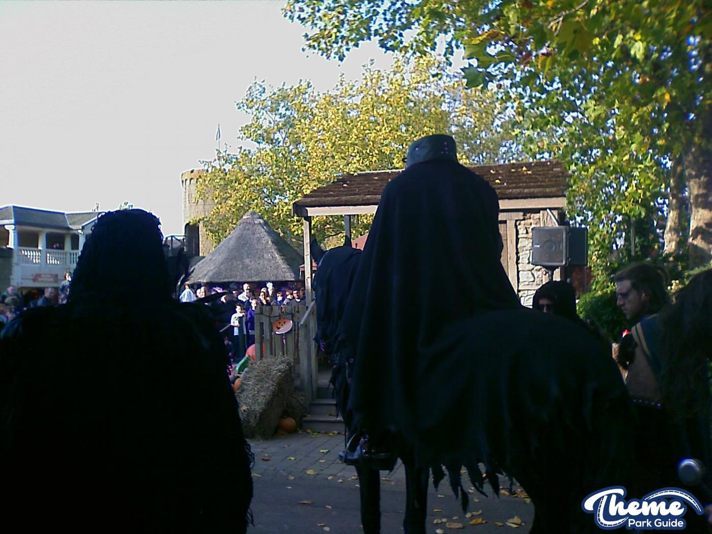 Chessington World Of Adventures - Hocus Pocus 2011