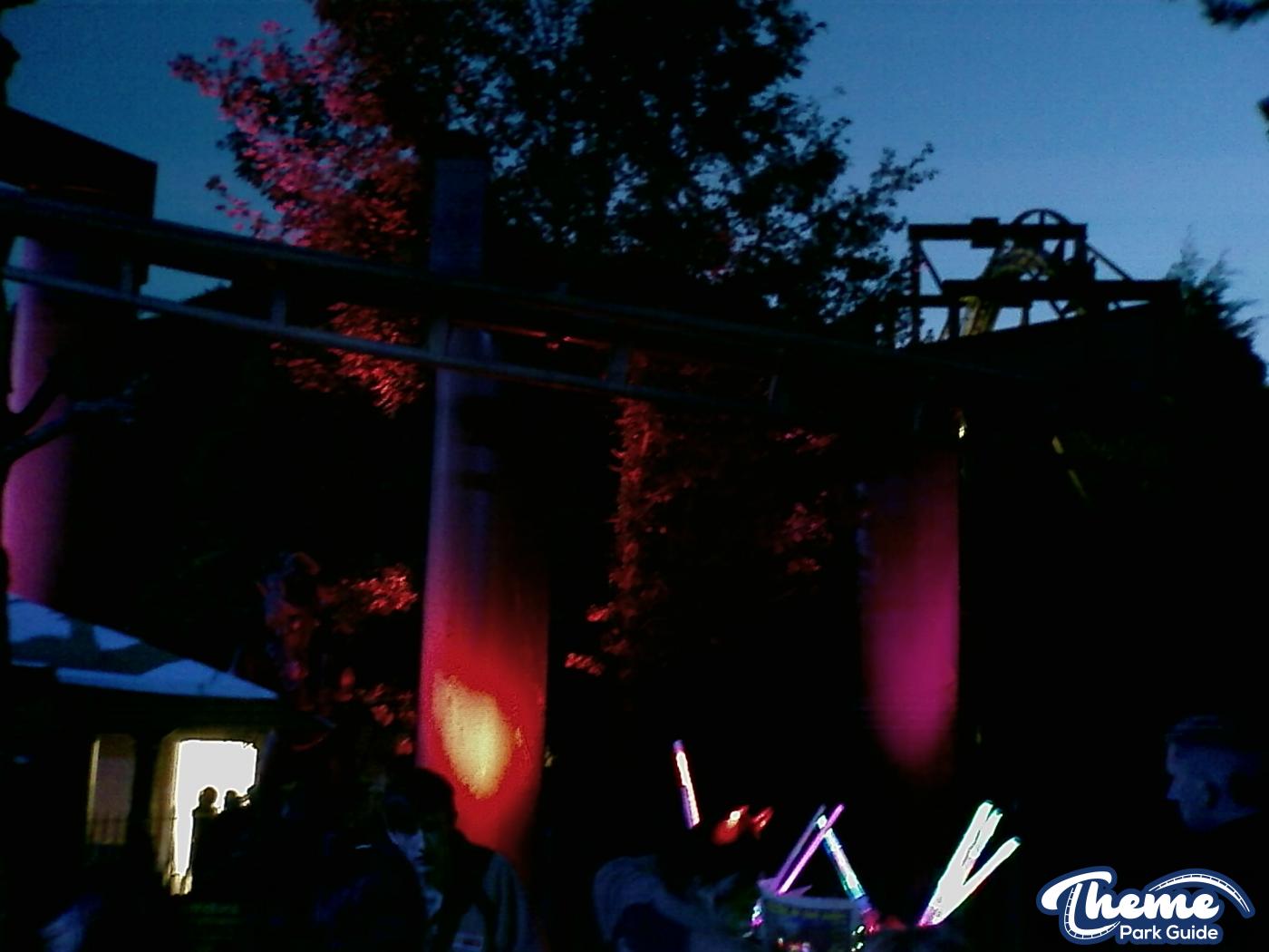 Chessington World Of Adventures - Hocus Pocus 2011