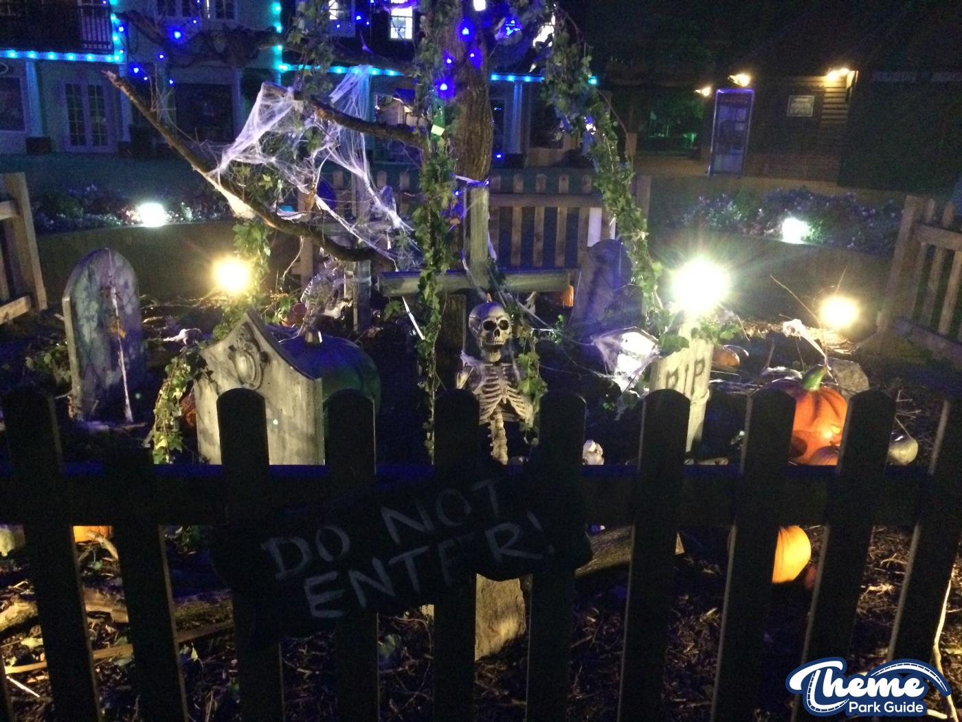Chessington World Of Adventures - Howl'o'ween 2014 Review
