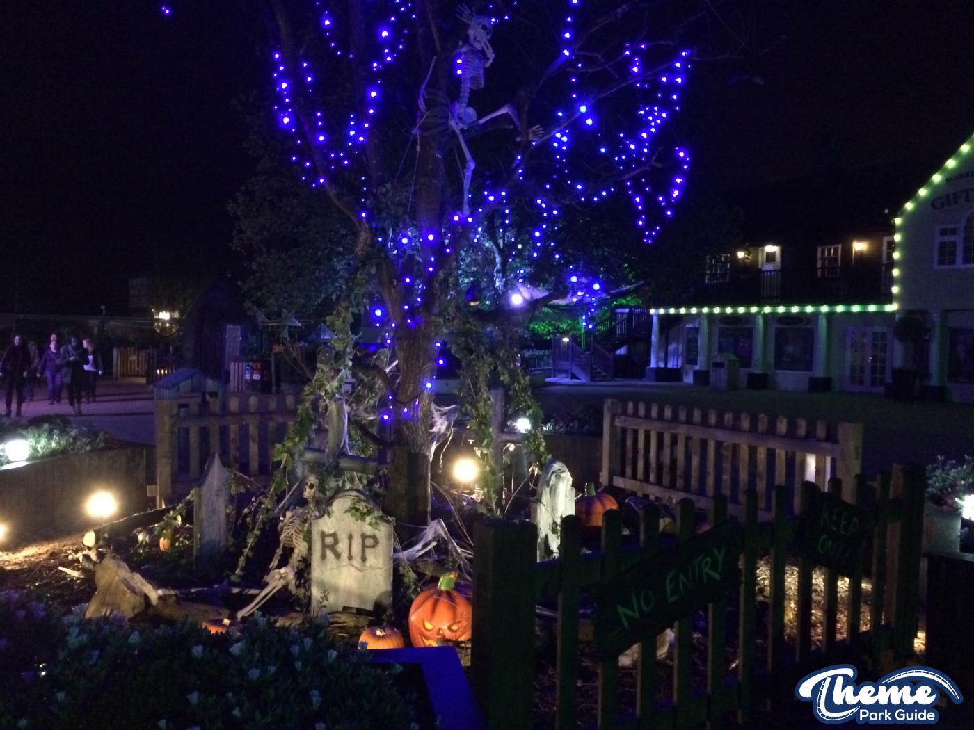 Chessington World Of Adventures - Howl'o'ween 2014 Review