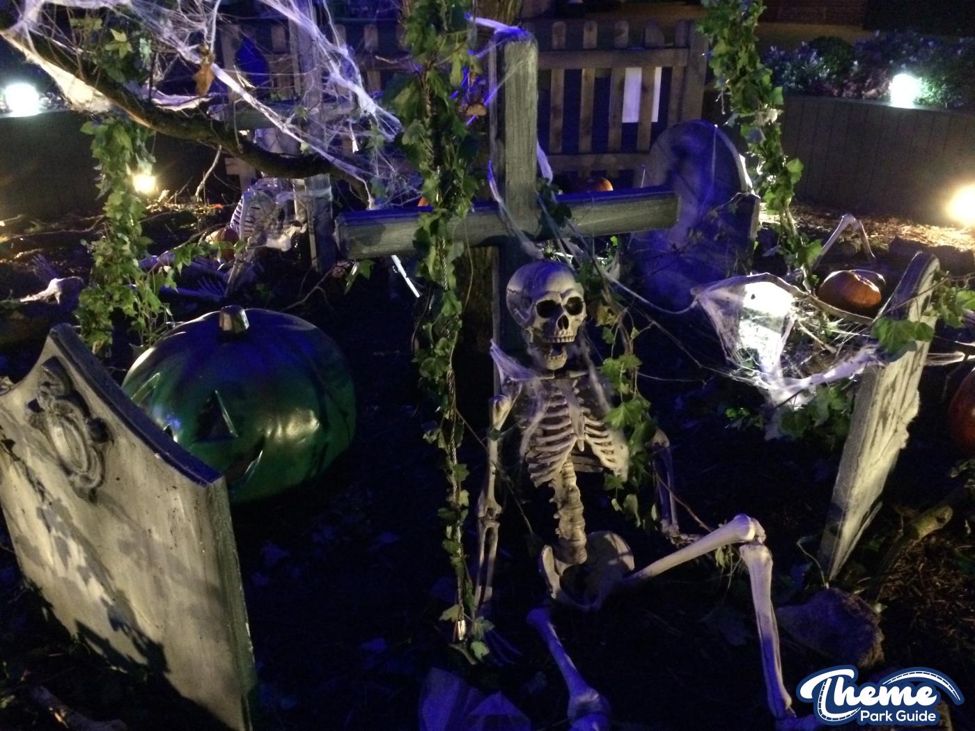 Chessington World Of Adventures - Howl'o'ween 2014 Review
