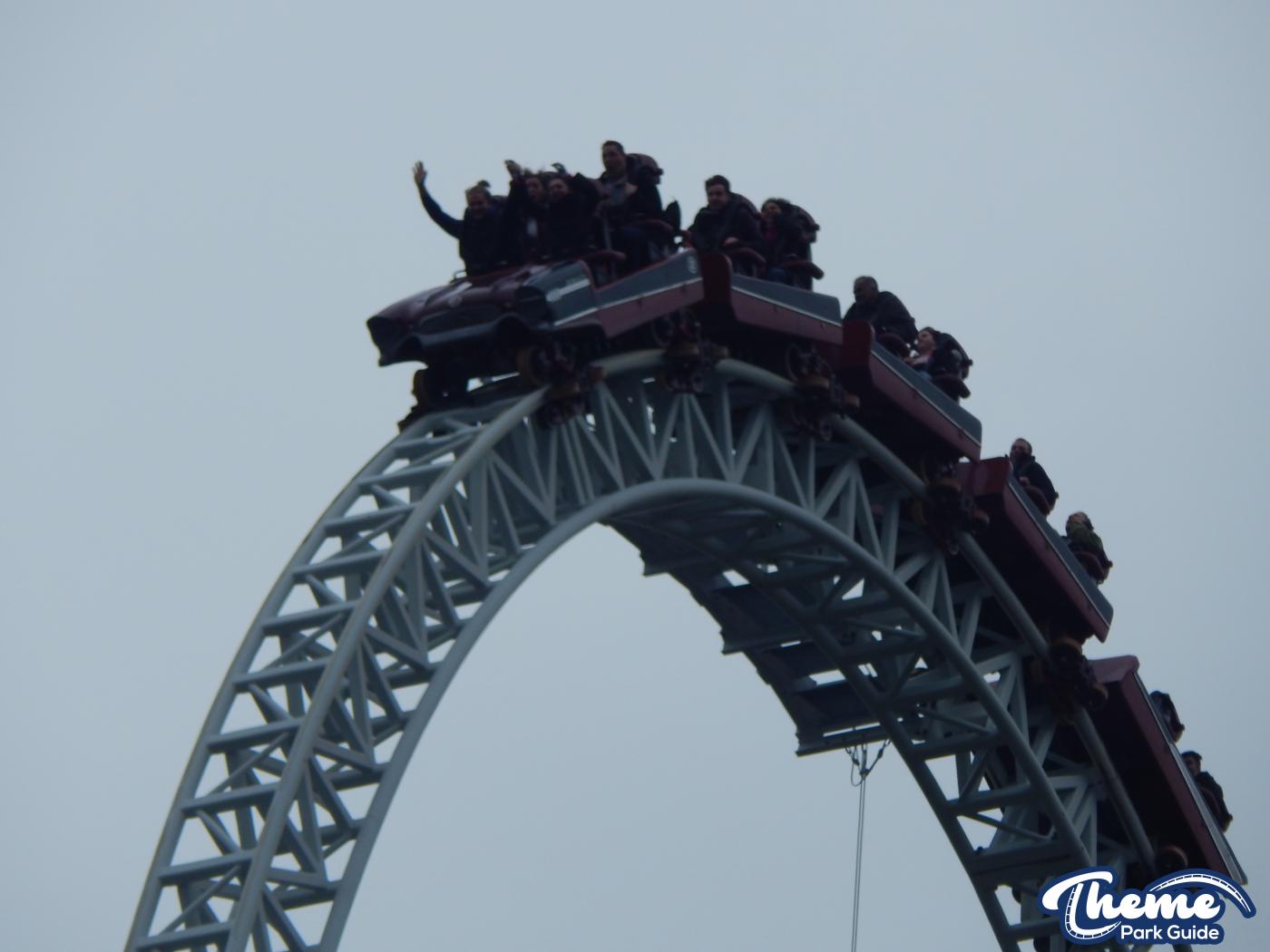 Thorpe Park - Thorpe Park Brainiac Live 2015