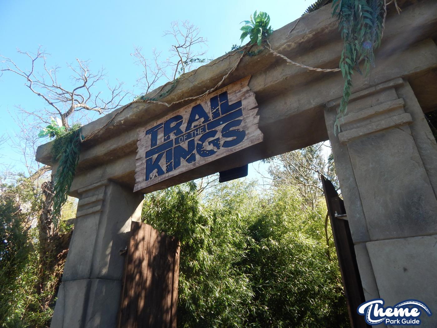 Trail of the Kings - Chessington Zoo