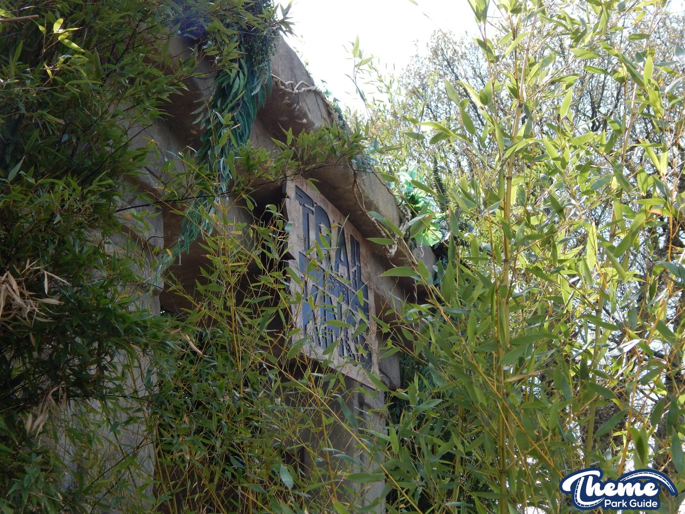 Trail of the Kings - Chessington Zoo