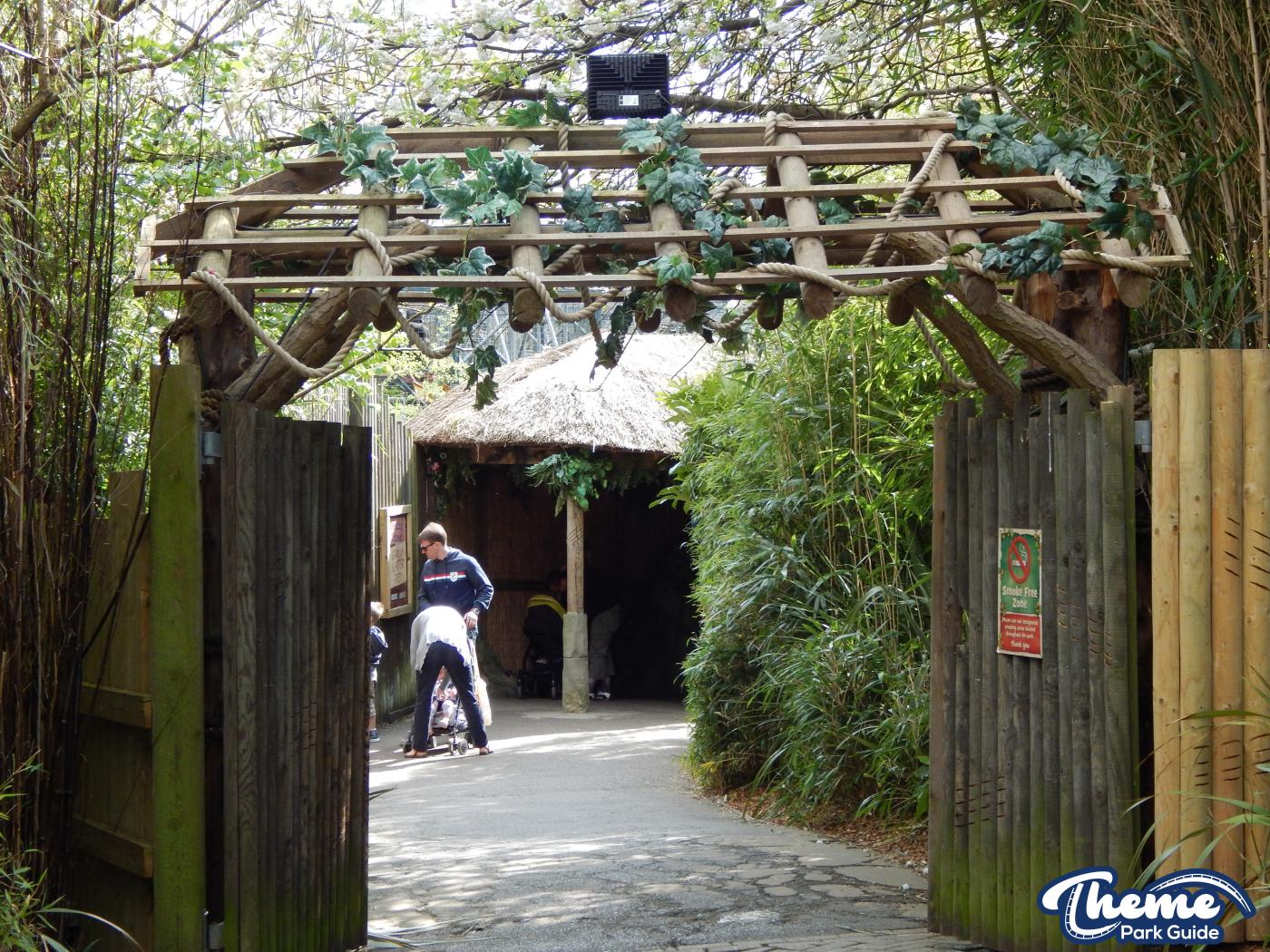 Trail of the Kings - Chessington Zoo