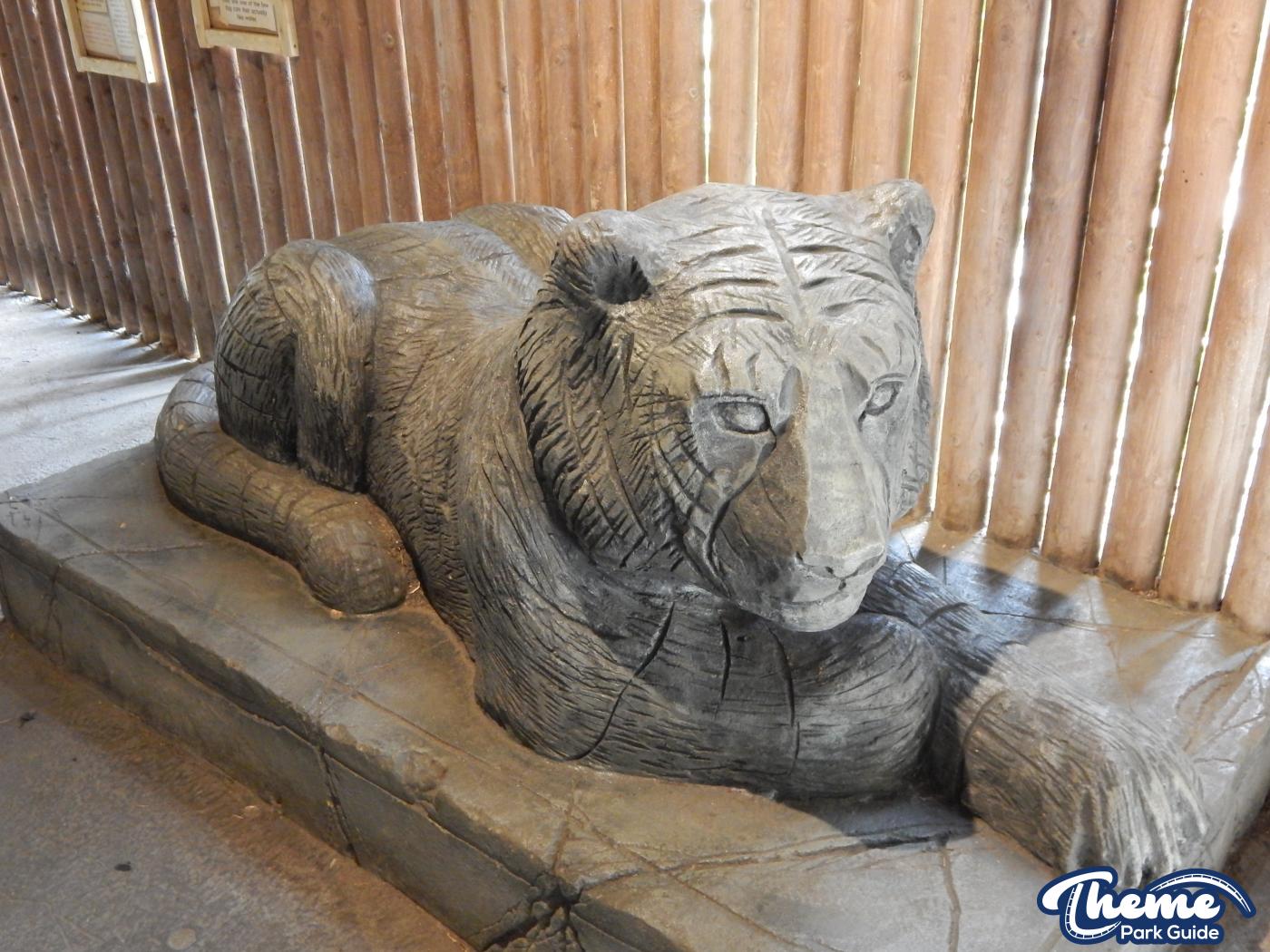 Trail of the Kings - Chessington Zoo