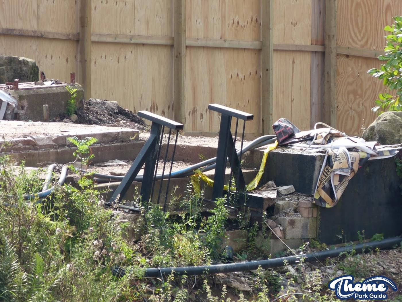 , Construction of the pit begins