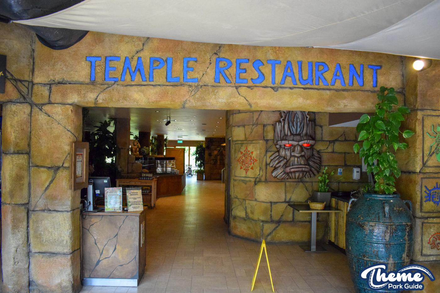 Azteca Hotel - Chessington World Of Adventures