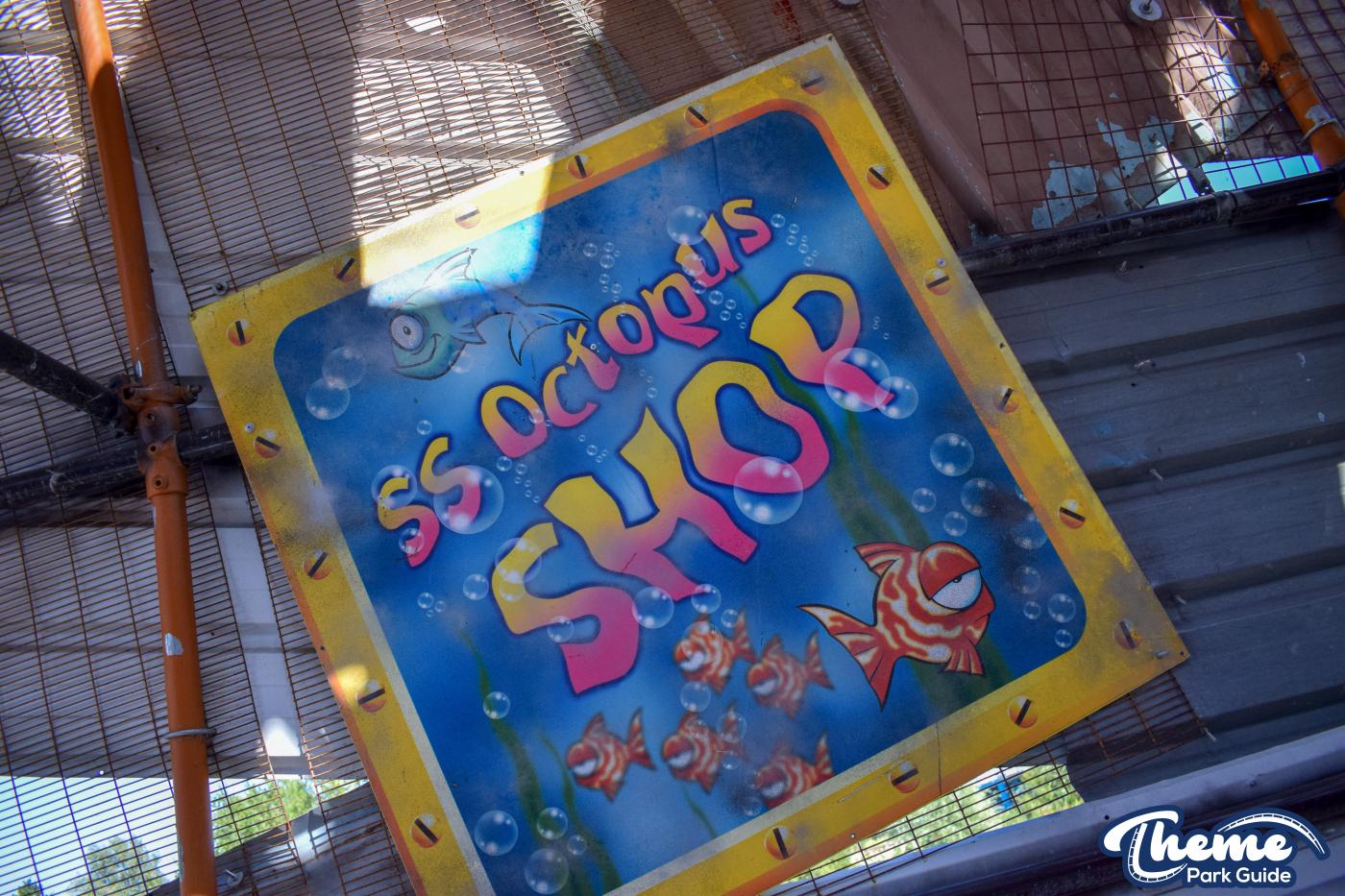 Thorpe Shark Cabins - Thorpe Park